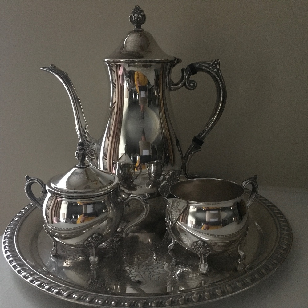 Leonard Silverplate 5-Pc. Coffee Set: Tray, Pot, Creamer, Sugar Bowl and Lid